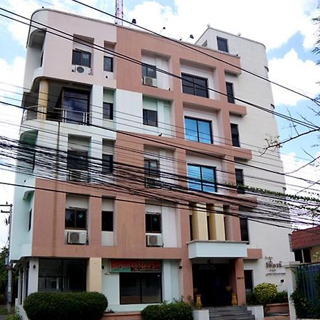 Fueang Fha Palace Hotel Buriram Exterior photo