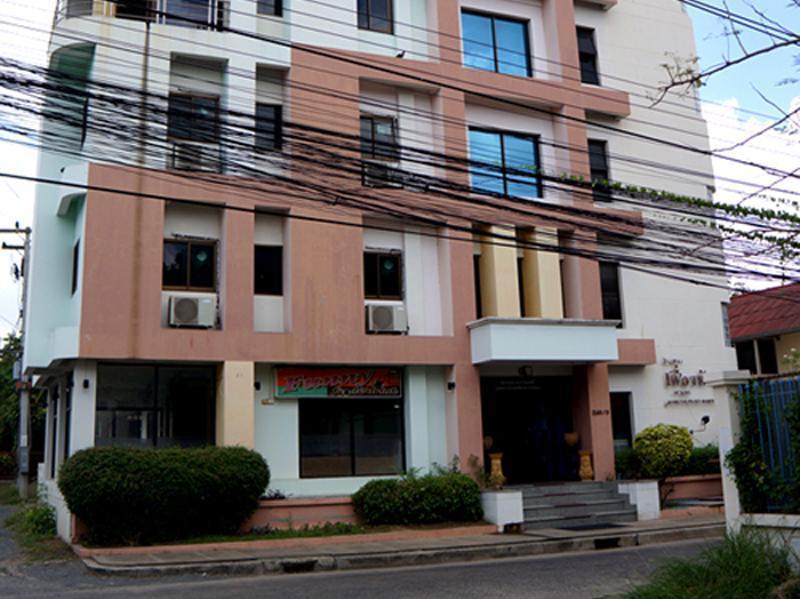 Fueang Fha Palace Hotel Buriram Exterior photo